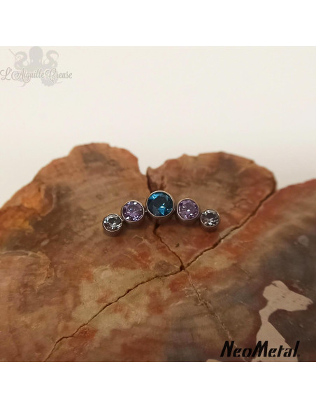 'Dreamland' Cluster en titane orné de zircons Threadless - Neometal