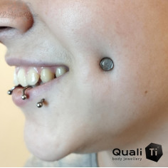 Cabochon de Quartz rose QualiTi en titane - pour 1.6 mm 2