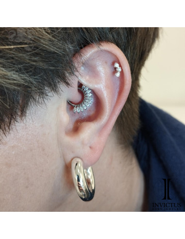 Anneau segmenté en titane et zircons premiums Invictus , ouverture facile