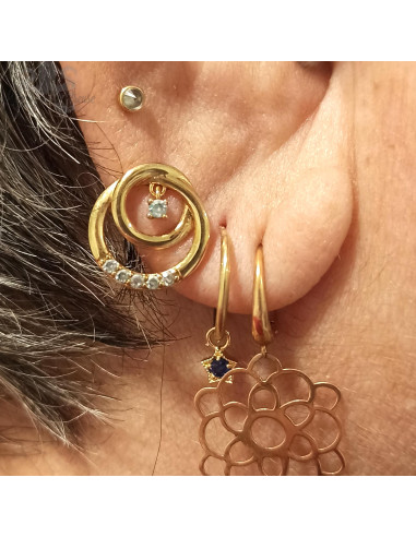 Charm en or jaune 18 carats et saphir