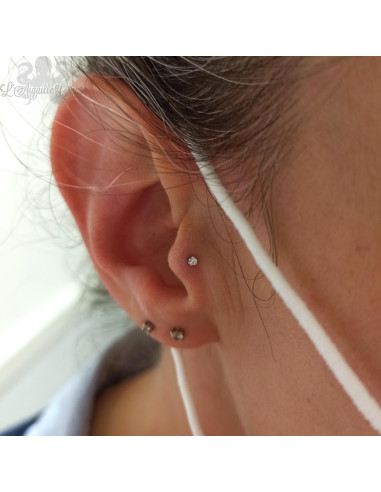 Accessoire en or blanc 18 carats orné d'un diamant Threadless