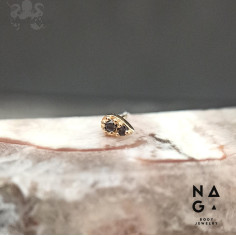 Goutte en or jaune 18 carats orné de diamants ou de diamants noirs  threadless - NAGA BODY JEWELRY