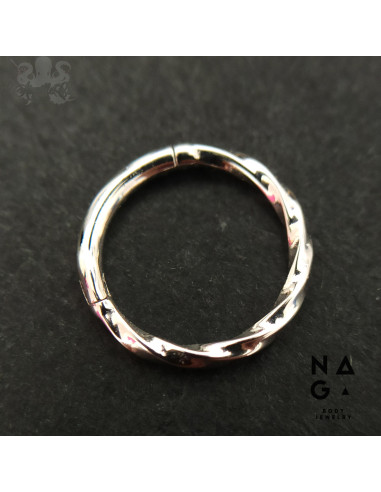 Anneau torsadé en or blanc 14k Naga Jewelery