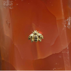 Abeille en or jaune 18 carats Threadless