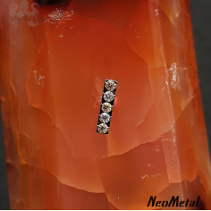 'Glimmer and Glow' Barre de 5 zircons Threadless - Neometal 2