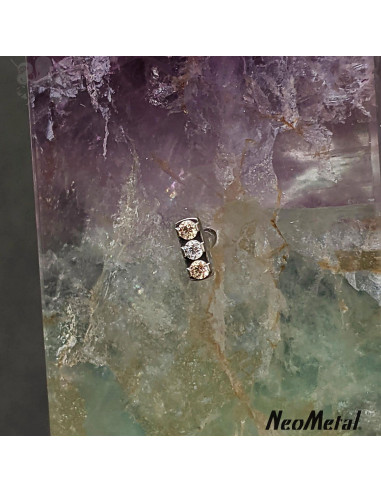 'Glimmer and Glow' Barre de 3 zircons Threadless - Neometal