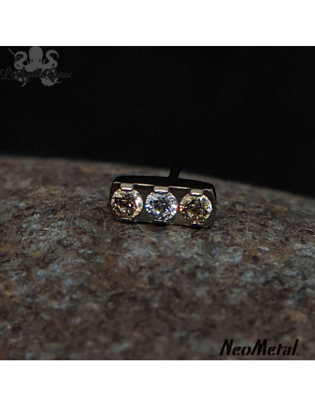 'Glimmer and Glow' Barre de 3 zircons Threadless - Neometal