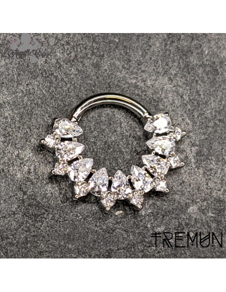 Anneau segmenté 'Alice' en titane et zircons Tremun