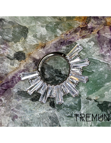 Anneau segmenté 'Amanda' en titane et zircons Tremun