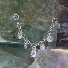 Charm chainette en acier 316L pour lier deux piercings