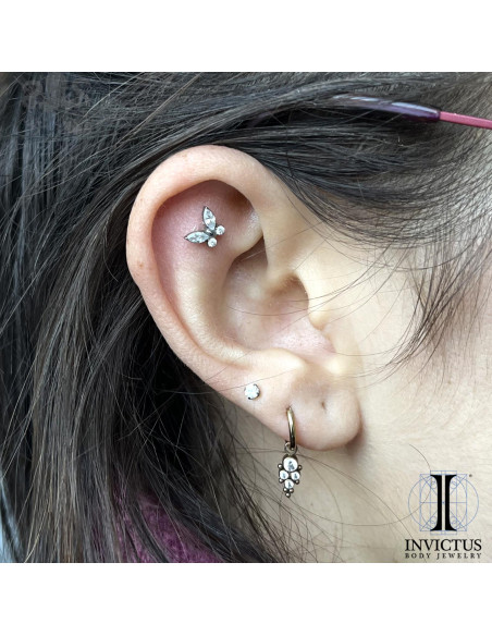 Charm Invictus en titane