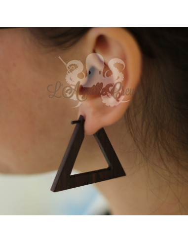 Paire de boucles d'oreilles en bois triangulaires