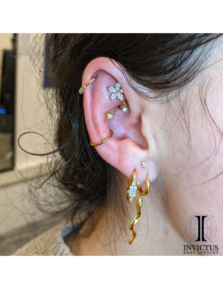 Fleur Invictus en titane pvd or 24 carats et zircons  - threadless