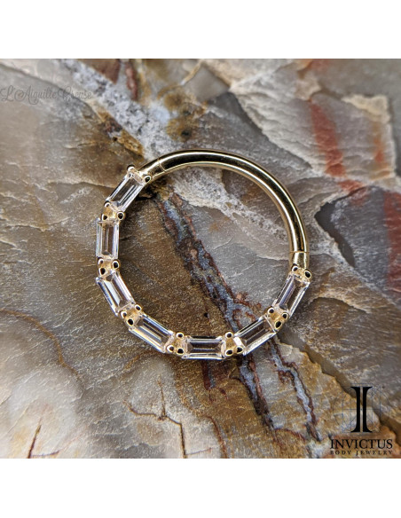 Anneau articulé en or jaune 14 carats Invictus et ses zircons