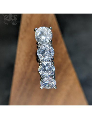 Bijou de nombril strassé