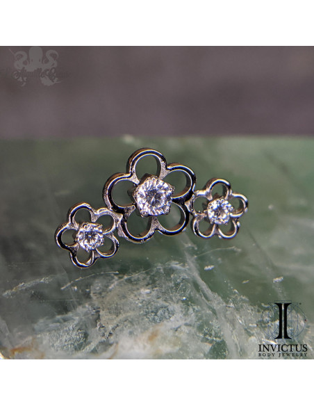 Fleurs de cerisiers Invictus en titane et zircons premiums - threadless