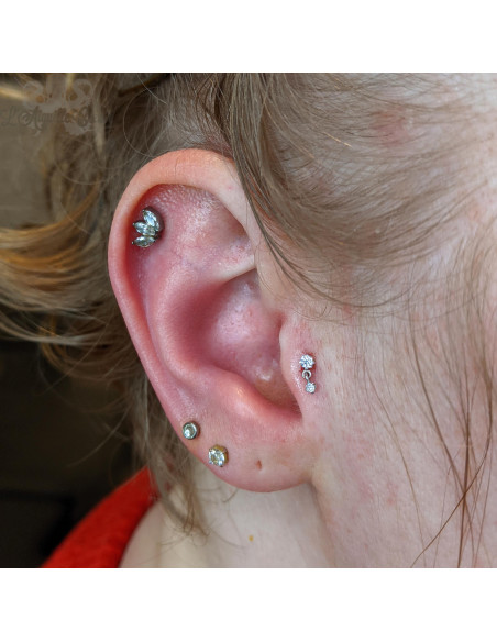 Accessoire en or blanc 18 carats et ses zircons Threadless