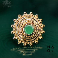 'Afgana' en or jaune 18 carats orné d'une pierre fine au choix  threadless - NAGA BODY JEWELRY