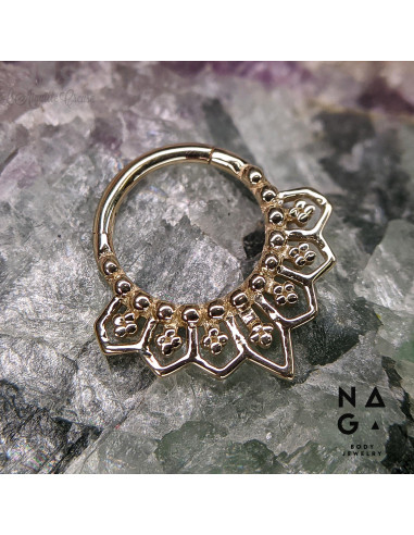 Anneau en or jaune 14k Naga Jewelery