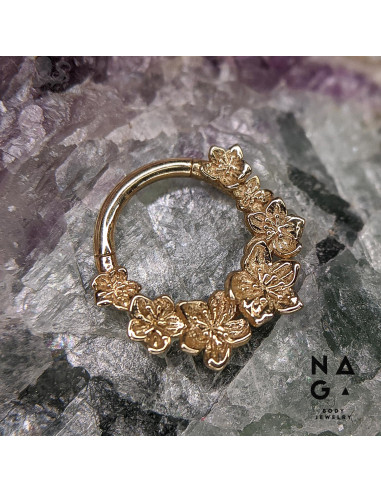 Anneau en or jaune 14k Naga Jewelery