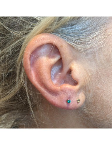 Cabochon de tourmaline en or jaune 18 carats  Threadless