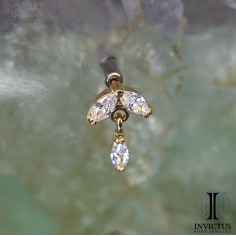 Accessoire Invictus en titane pvd or 24 carat et son zircon en pendentif- threadless