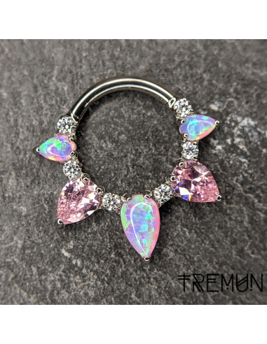 Anneau segmenté 'Clara' en titane, opales synthétiques et zircons Tremun