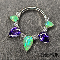 Anneau segmenté 'Clara' en titane, opales synthétiques et zircons Tremun 2