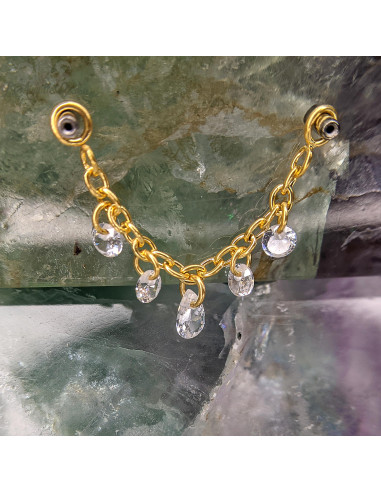 Charm chainette pvd or 24 carats pour lier deux piercings