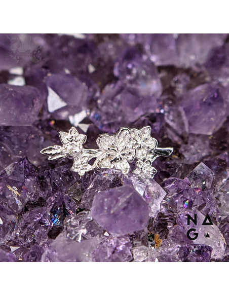 Fleurs de cerisier en or blanc 14 carats threadless - NAGA BODY JEWELRY