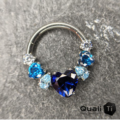 Anneau segmenté 'Tears from the heart' en titane QualiTi et zircons, ouverture facile 2