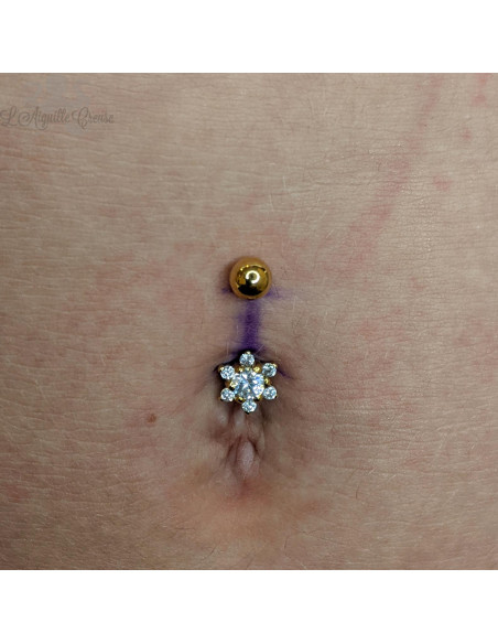 Bijou de nombril en Or 14 carats & fleur en zircons