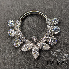 Anneau segmenté 'Violet' en titane et zircons Tremun