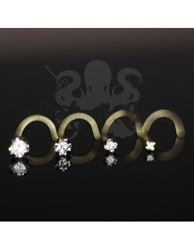 Stud Or jaune 14 carats, orné d'un zircon rond