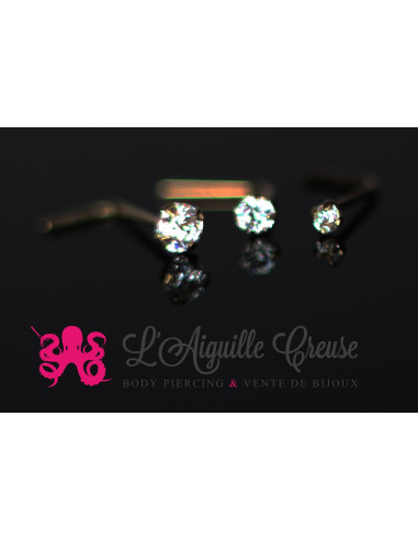 Stud Or 14 carats, orné d'un zircon rond