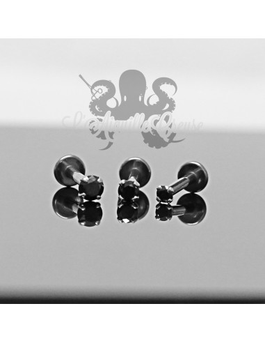 Diamant noir griffé d'or blanc 18 carats pour 1.2 mm