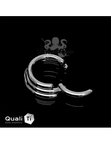 Anneau segmenté en titane QualiTi , ouverture facile