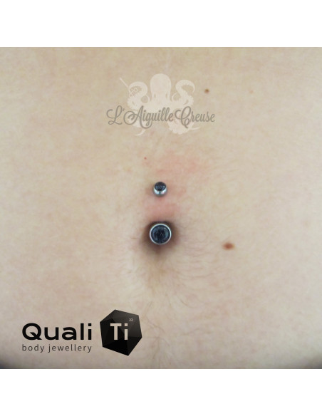 Bijou de nombril QualiTi en Goldstone & Titane implantable