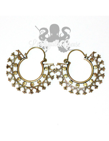 Paire de boucles d'oreilles en bronze