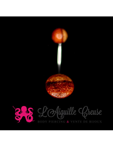 Bijou de nombril en bois