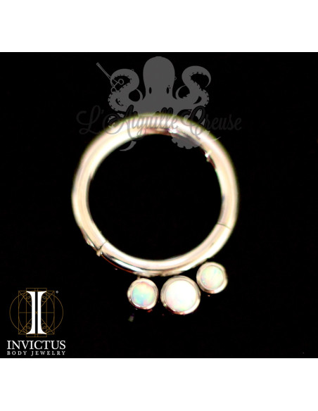 Anneau segmenté en titane Invictus, opales synthétiques, ouverture facile