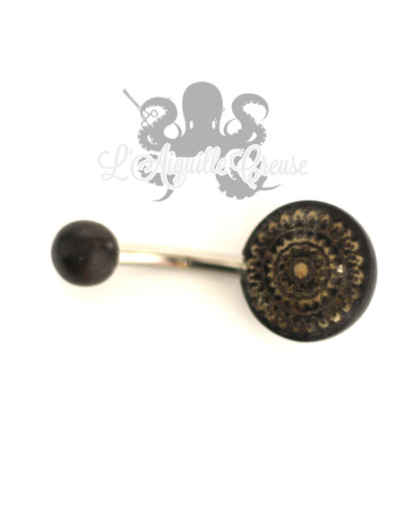 Bijou de nombril en Bois gravé