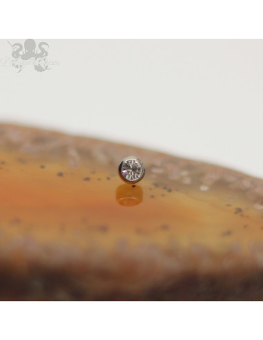 Cabochon en titane orné d'un zircon premium pour 1 ou 1.2 mm