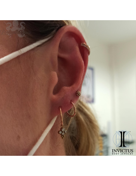 Charm Invictus en titane