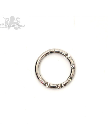 Anneau segmenté en titane Invictus et zircons premiums, ouverture facile