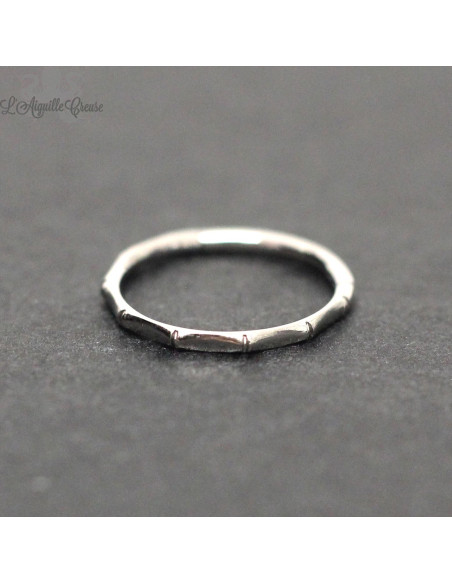 Anneau segmenté bamboo en titane Invictus, ouverture facile - 1 mm