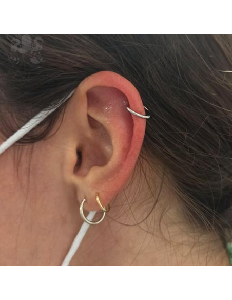 Anneau articulé en or blanc 18 carats