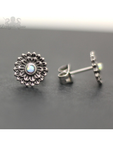 Paire de boucles d'oreilles Fleur en bronze blanc & pierre fine