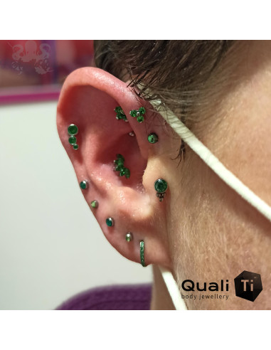 Anneau segmenté en titane QualiTi et zircons cubiques, ouverture facile