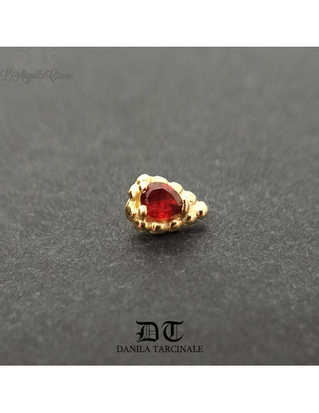Accessoire 'Ashru' Danila Tarcinale en or jaune 18 carats et grenat pour 1.2 mm